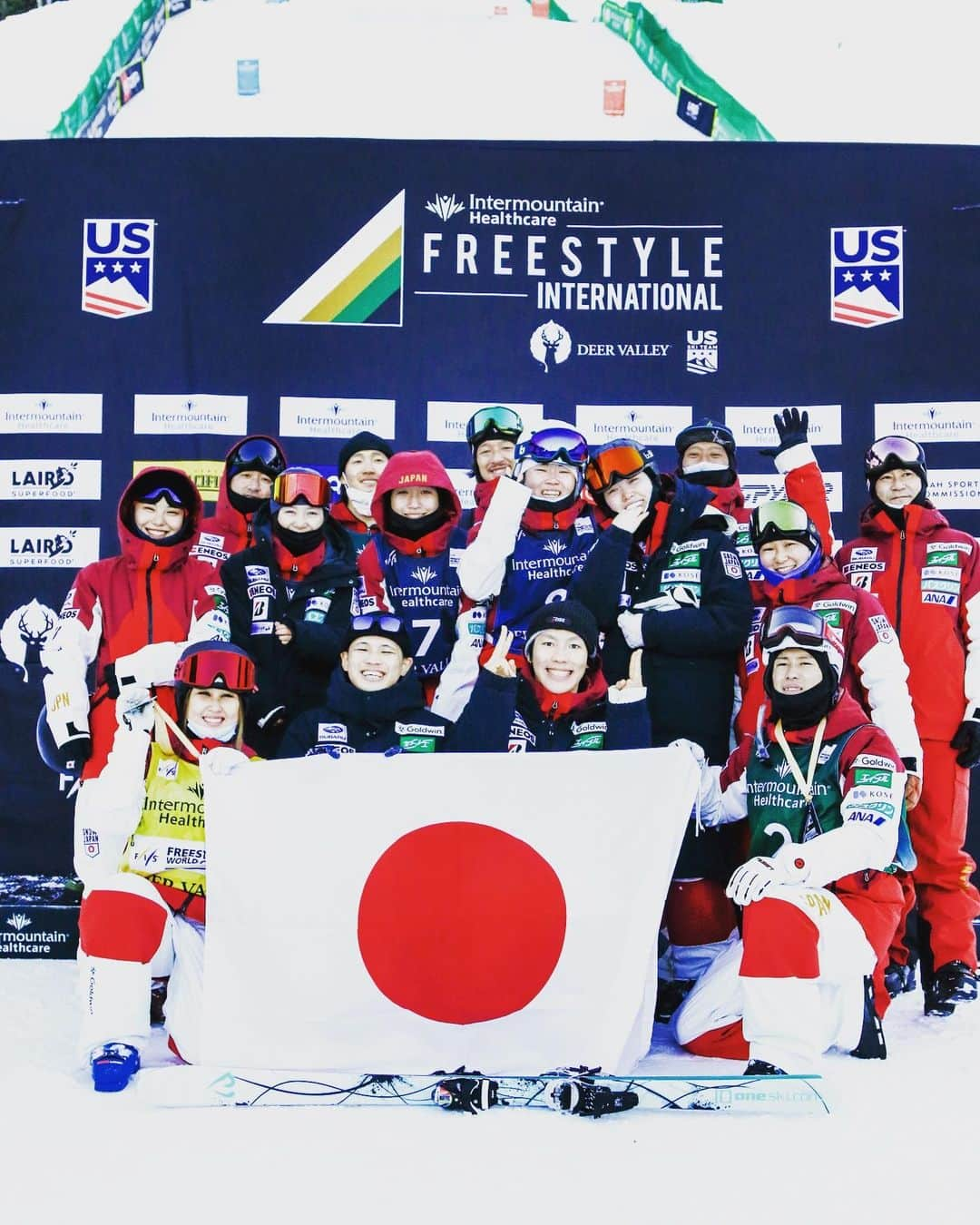 堀島行真のインスタグラム：「Team Japan 🎌 👌👌  2021→2022 *新年のご挨拶がおくれましたが、2022年もよろしくお願いします！」