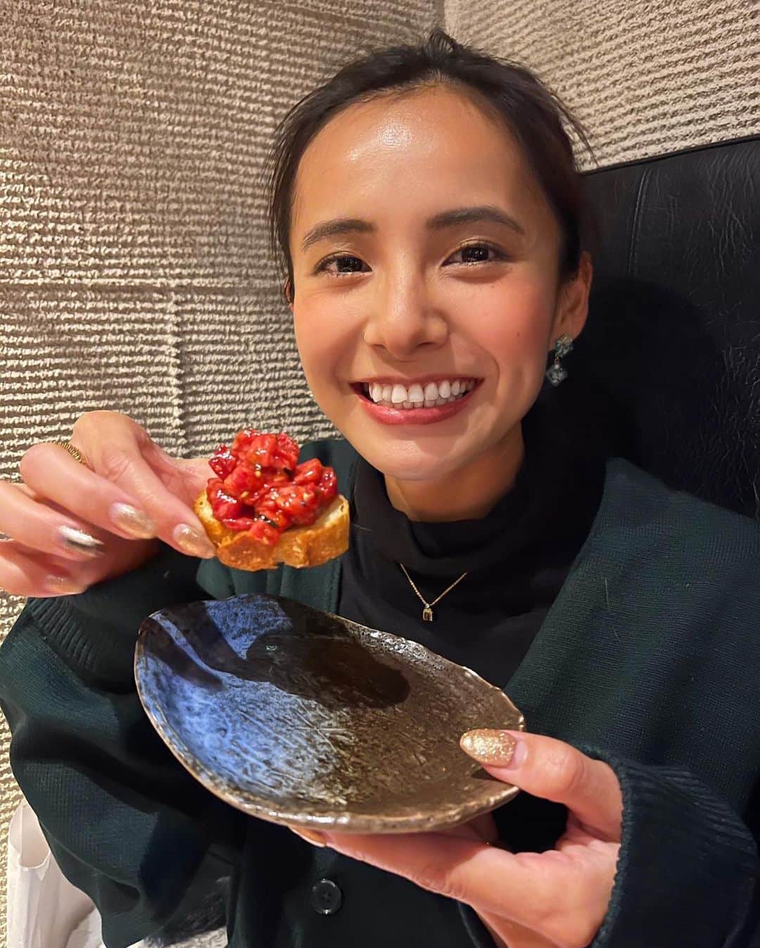佐野千晃のインスタグラム：「⁡ 美味しいご飯🍚 ⁡ 美味しいお肉🥩 ⁡ 楽しい時間☺️ ⁡ 幸せですわぁ🤤 ⁡ 恵比寿/YORONIKU ⁡ #yummy #Delicious #good #love #handmade #made #in #moana #instagram #instagohan #instafood #焼肉 #美味しい #YORONIKU」