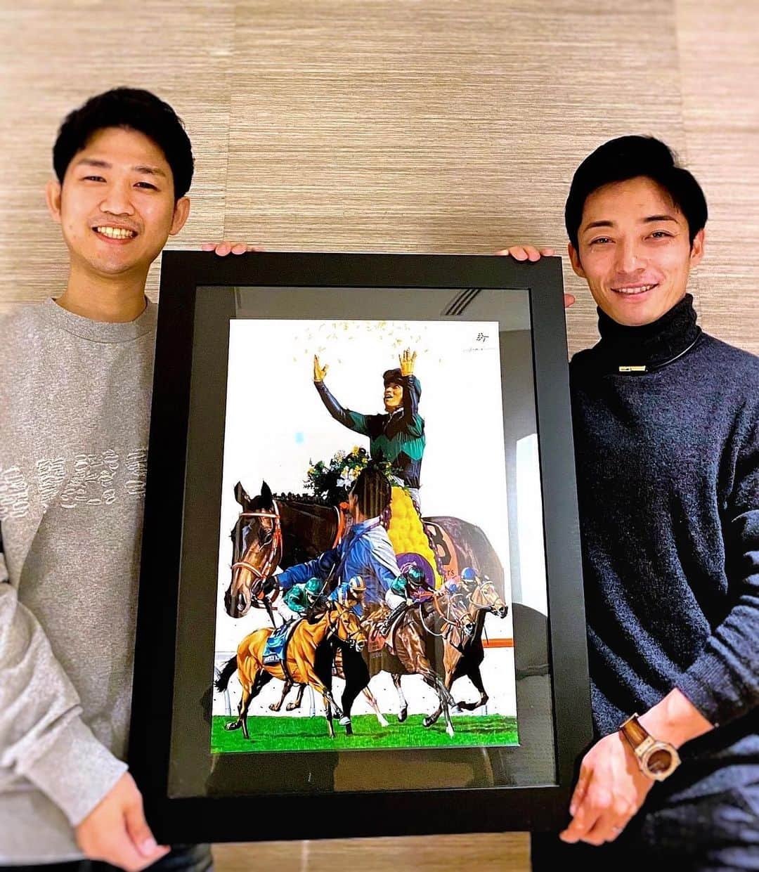 田村大のインスタグラム：「@yuga.kawada_official × @dai.tamura  ・ ゆうがさん @breederscup 制覇おめでとうございました✨ ・ ラヴズオンリーユーは米競馬の祭典といわれるブリーダーズカップで日本調教馬初の快挙を達成しました🏇」
