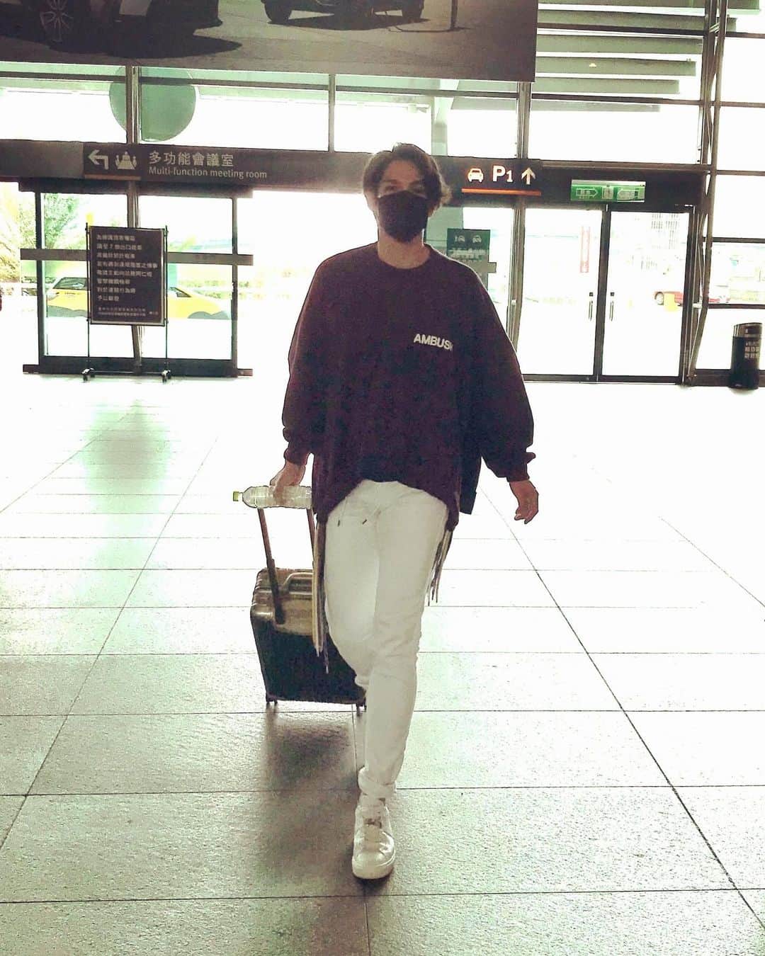 のインスタグラム：「🚄台中🙂」