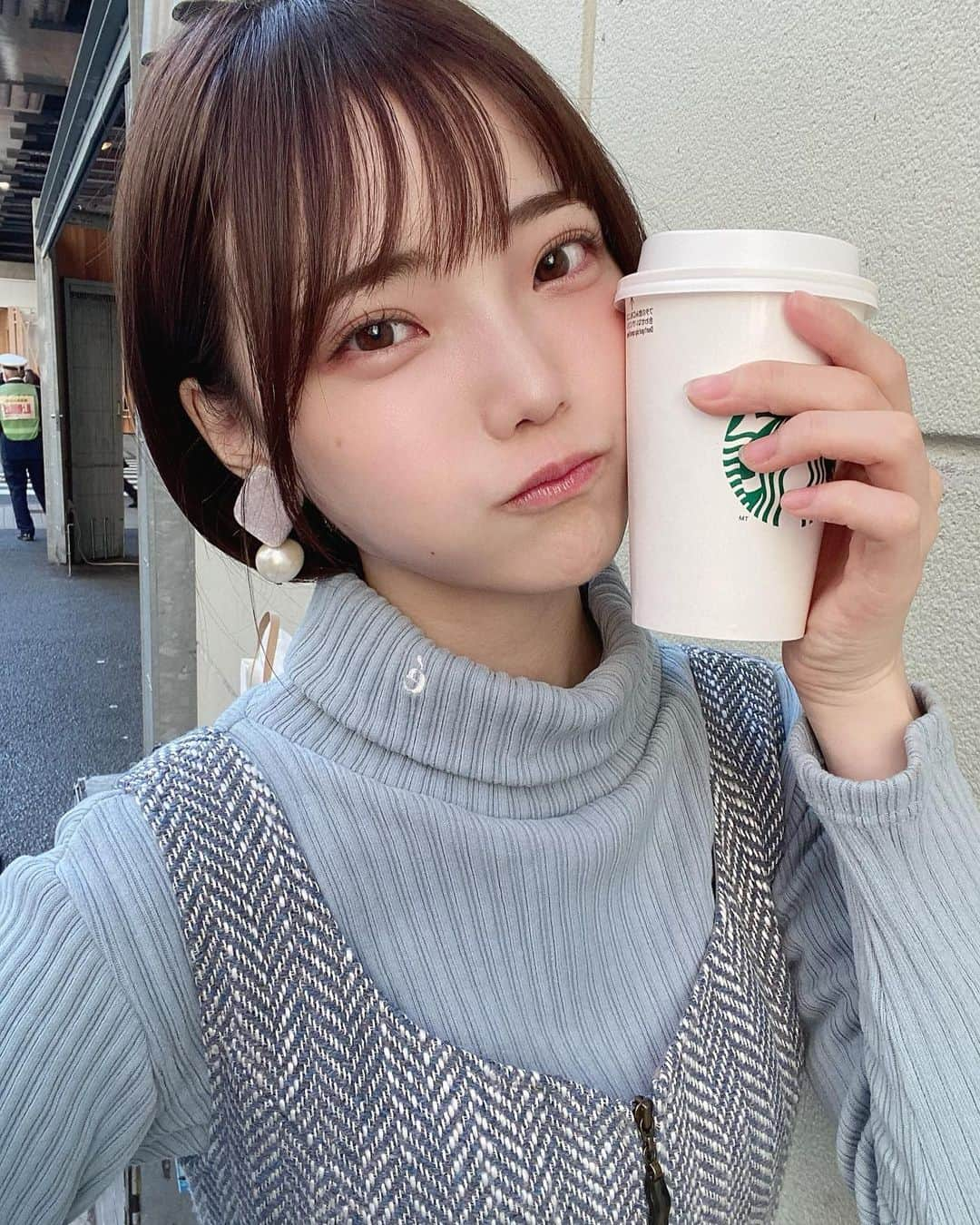 新谷姫加さんのインスタグラム写真 - (新谷姫加Instagram)「一日一杯はカフェラテ飲んじゃう☕︎」1月17日 17時28分 - hime._.gram