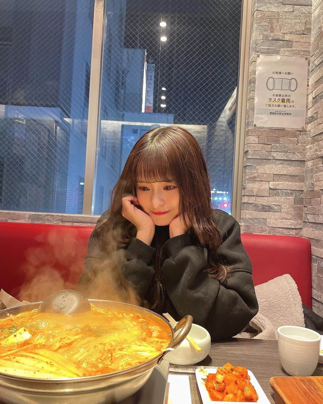 清水里香さんのインスタグラム写真 - (清水里香Instagram)「⁡ ⁡ 韓国料理大好き🔥 ⁡ ⁡ ⁡ #부대찌개 ⁡ ⁡ ⁡」1月17日 20時30分 - partyyy_chu