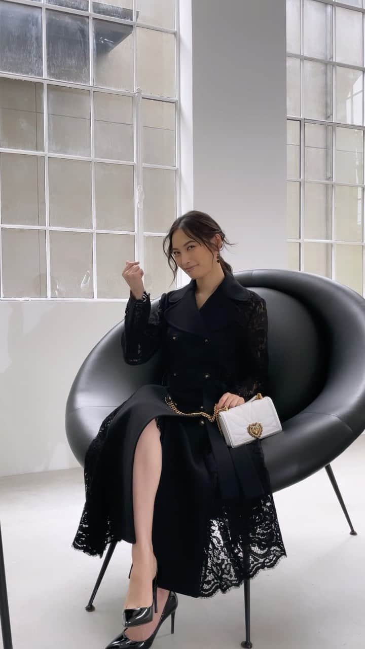 大政絢のインスタグラム：「今月号のPrecious✨  @dolcegabbana  🖤🖤🖤  上品で華やか🤍 毎回撮影が楽しみです  #dolceandgabbana #precious #preciousmagazine」
