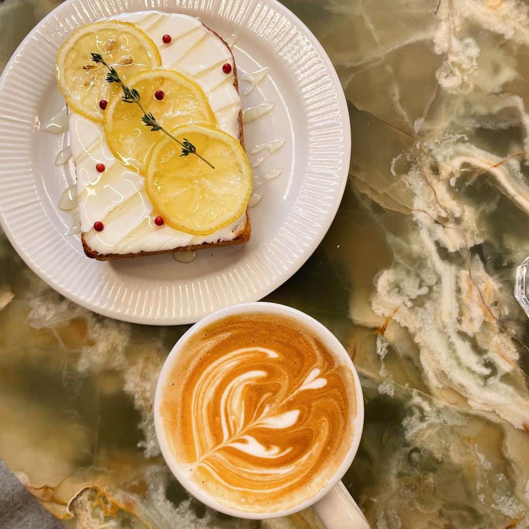 石井陽菜のグルメインスタ