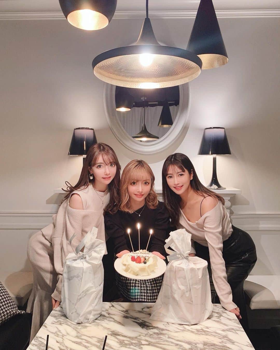 青木りえのグルメインスタ