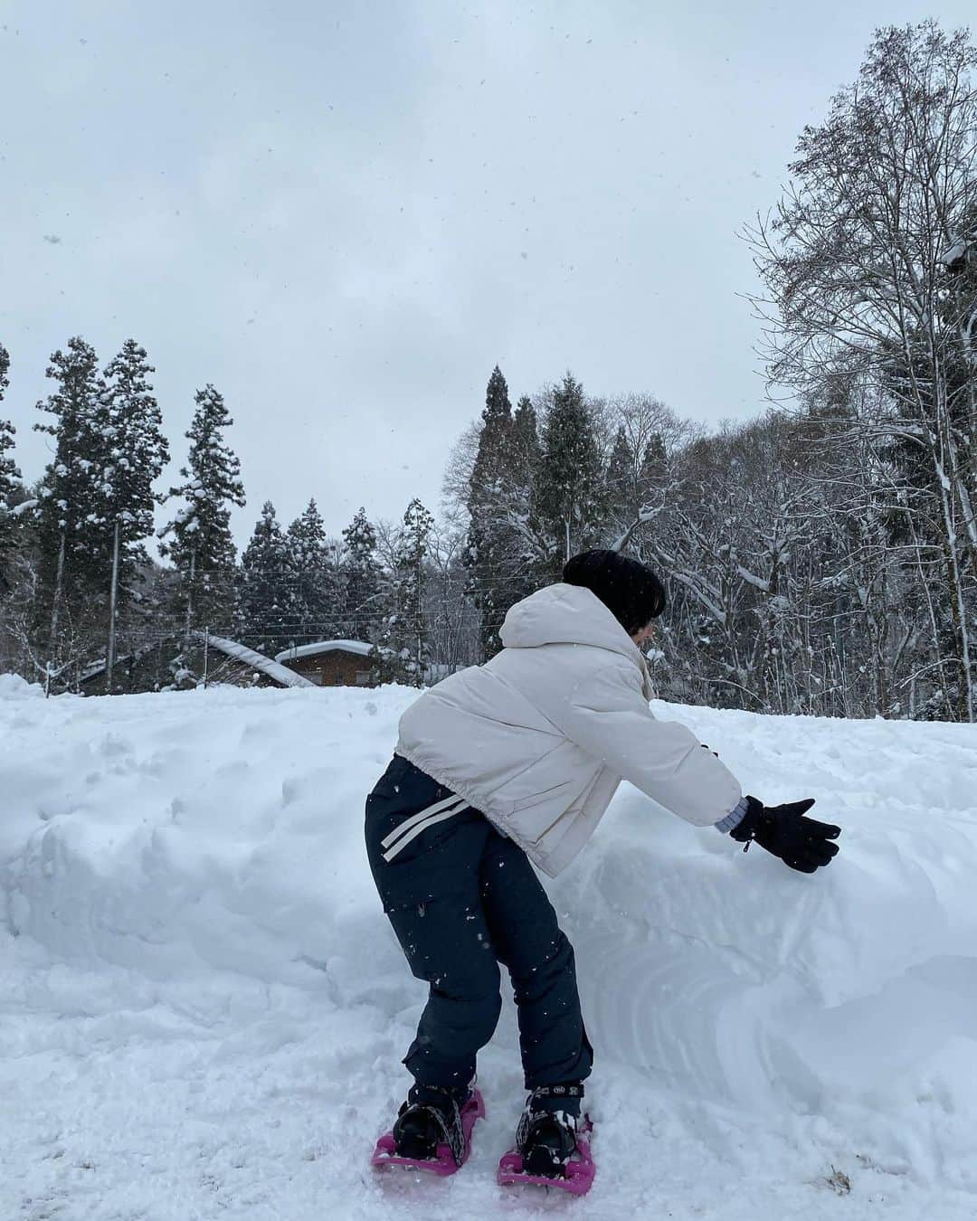 山之内すずさんのインスタグラム写真 - (山之内すずInstagram)「大雪の中でロケしてきました！！！ 放送お楽しみにー！！！！！」1月18日 22時40分 - suzu____chan