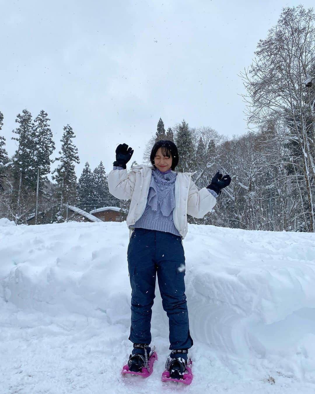 山之内すずさんのインスタグラム写真 - (山之内すずInstagram)「大雪の中でロケしてきました！！！ 放送お楽しみにー！！！！！」1月18日 22時40分 - suzu____chan