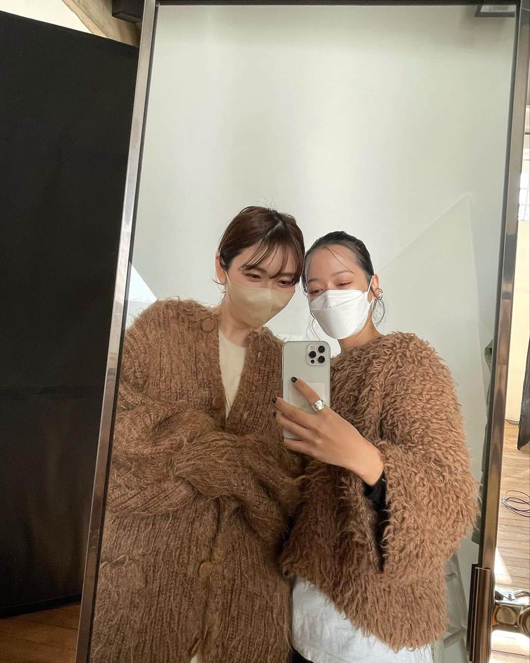 AICOのインスタグラム：「. ねもち2018年🐻 あいこ2021年🐻 #clane」
