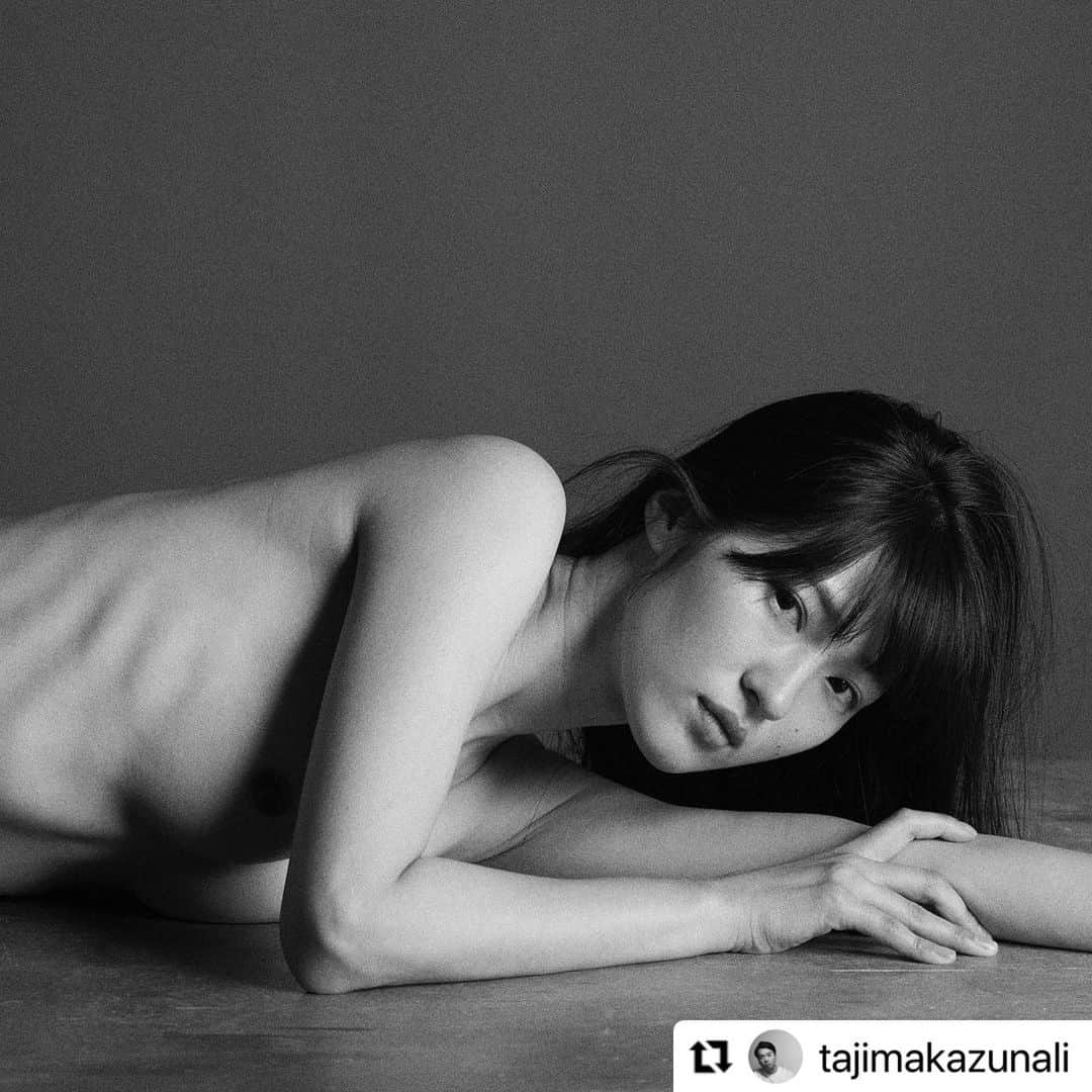 兎丸愛美のインスタグラム：「❤️  #Repost @tajimakazunali with @make_repost ・・・ portrait series #alatable  @usamaru_manami  #shotbyme📸　@tajjiemax  hair&makeup by @shinji_konishi」