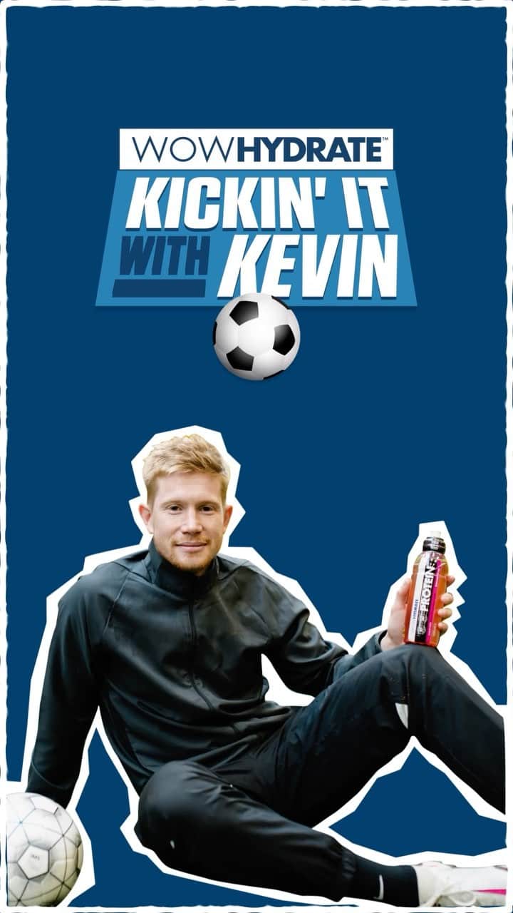 のインスタグラム：「Some of my top tips for scoring with @wowhydrate 🥅  There are many elements and staying hydrated is one you may be missing!   #KickinItWithKevin⚽️ #ad」