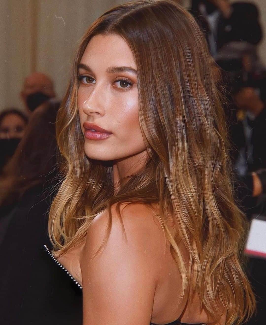 ハイレイ・ロード・ボールドウィンのインスタグラム：「✨🤍」