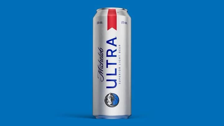 ティム・ハーダウェイ・ジュニアのインスタグラム：「The new @michelobultra #NBAULTRACANS are here! Make sure you grab a case in time for our next game! 💪🏾 #weare450 #ad」