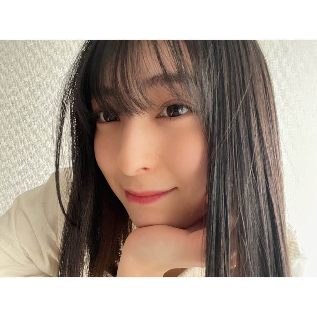 長尾寧音さんのインスタグラム写真 - (長尾寧音Instagram)「💇‍♀️🤎 ⁡ ⁡ 地毛に馴染むインナーカラーにしてもらってから またいい感じに色落ちして可愛いの☺️🤎 ⁡ ⁡ そろそろ染めごろですが 何色にしようかな☺️ ⁡ ⁡ またお任せしちゃおうかな😳😳 ⁡ ⁡ ⁡ 髪の毛も伸びまして はねない長さになりました👏 ⁡ ⁡ ⁡ ⁡ ⁡ ⁡ ⁡ 美容室行くの楽しみだなぁ☺️❤️ ⁡ ⁡ ⁡ ⁡ ⁡」1月19日 16時31分 - nagaoshizune_official