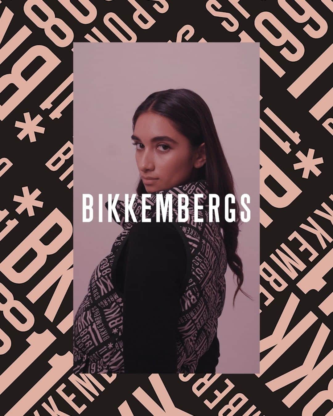 ダーク ビッケンバーグのインスタグラム：「All wrapped up for the chilly winter days. Head to bikkembergs.com to shop the FW2021 collection collection.  #DirkBikkembergs #Bikkembergs #FW21」