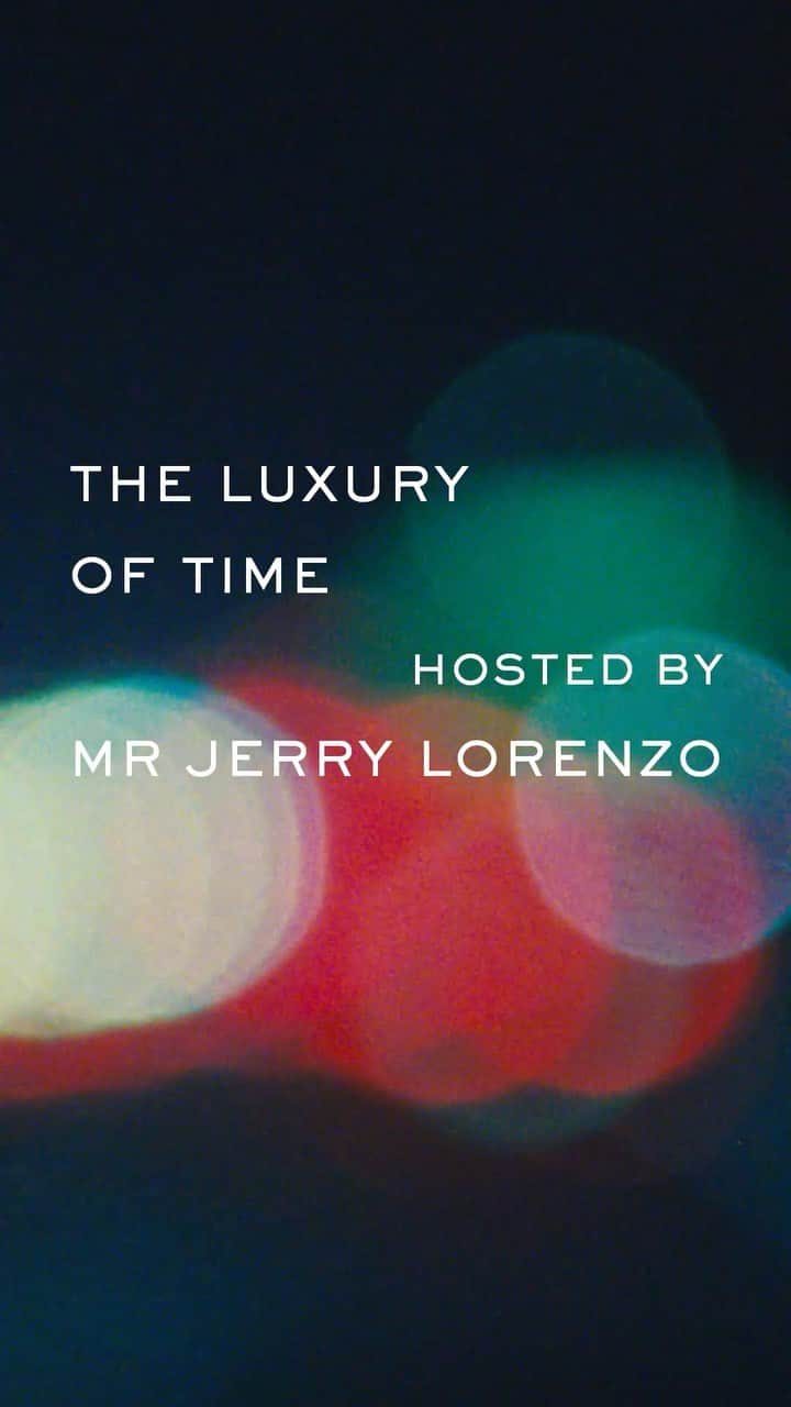 MR PORTERのインスタグラム：「Mr @jerrylorenzo, the founder of @fearofgod, is one of the foremost fashion designers shaping what luxury means in the world today. At a time when our sartorial choices are in flux due to the pandemic, as well as an ongoing dissolution of traditional masculine dress codes, Lorenzo’s proposition of easy, democratised fashion feels particularly relevant.    This film kicks off our latest MR PORTER Hosted By series and gives a rare insight into the designer's background, his relationship with his work and why real luxury is about freedom.   Watch here and head to the link in bio to discover more #HostedbyMrJerryLorenzo」