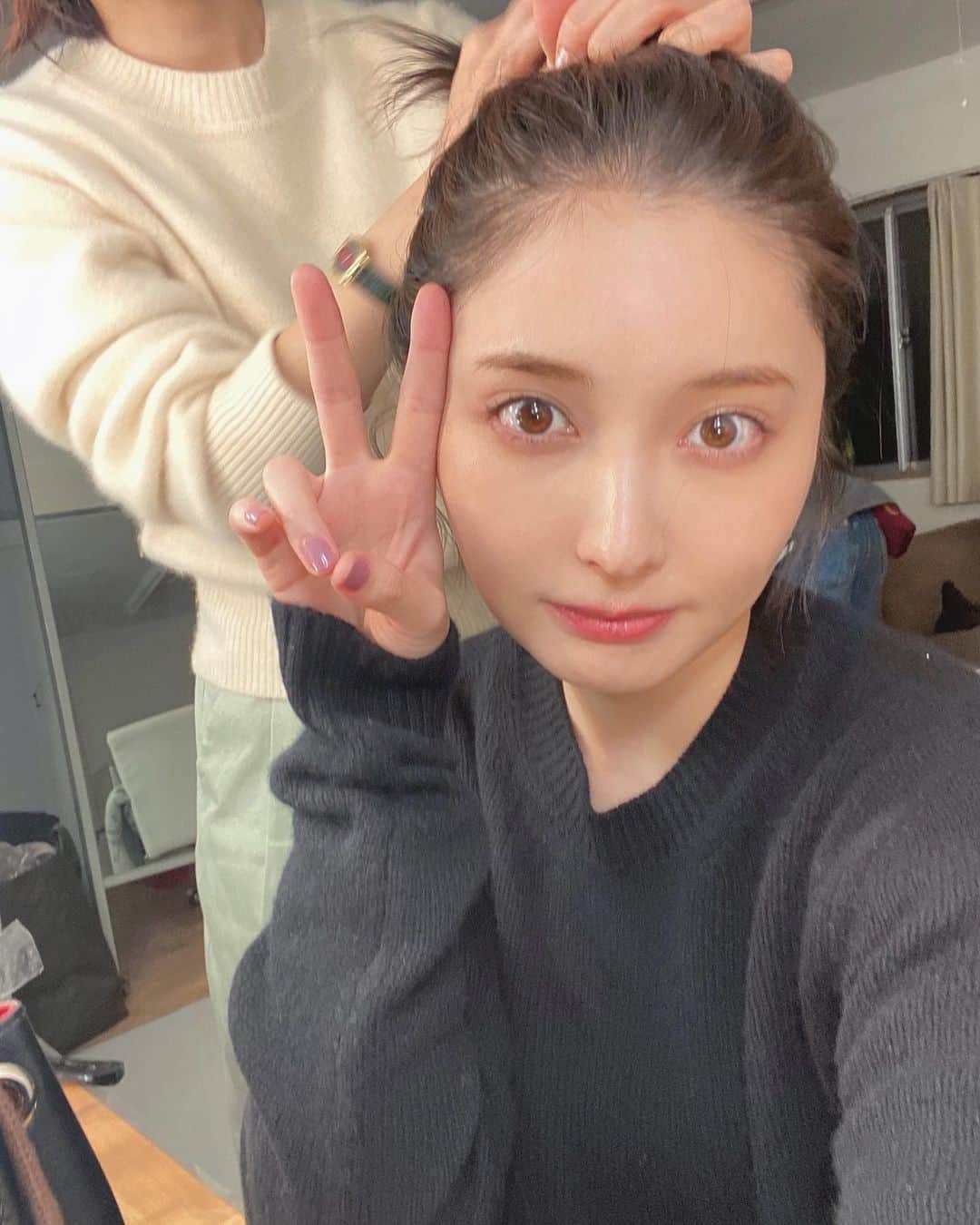 大石絵理のインスタグラム：「おしごとおわりはおだんごで帰る主義です🍡 広告撮影でしたぁ😙💘」