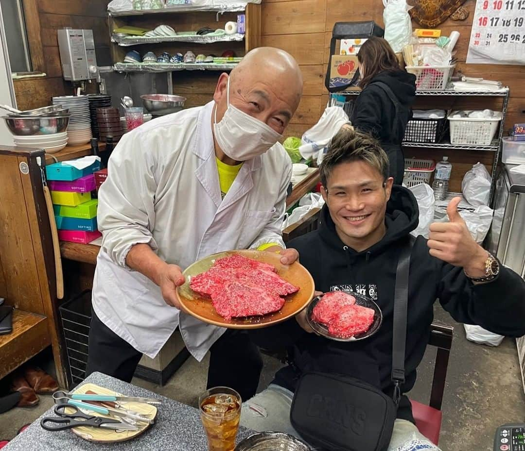 金太郎のインスタグラム：「久しぶりのきみや行って来ました。🥩  美味すぎるから皆んな行って見て😌🙏  #きみや #奈良 #フィレ肉 #シャートーブリアン #きみやカレー#大将」