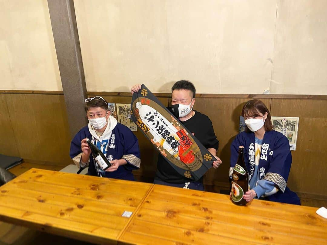 Negiccoのインスタグラム：「⁡ ⁡ 先週、先々週の、 居酒屋ヤン次郎兵衛。 Kaede担当でした。 居酒屋ゆうき 新潟市江南区鵜ノ子2-2-3 ⁡ アットホームな、 鉄板焼き屋さん。 ⁡ #朝日酒造 ＃朝日山 #居酒屋ヤン次郎兵衛 #Negicco #Kaede ⁡」