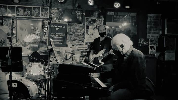 のインスタグラム：「A little clip from last night down @bakedpotatojazzclub jammin’ with legends on the house kit. @mitchelforman, Jimmy Earl, @branfields1 @howsbiz @mankowskiwoody  #shanegaalaas #thebakedpotato」