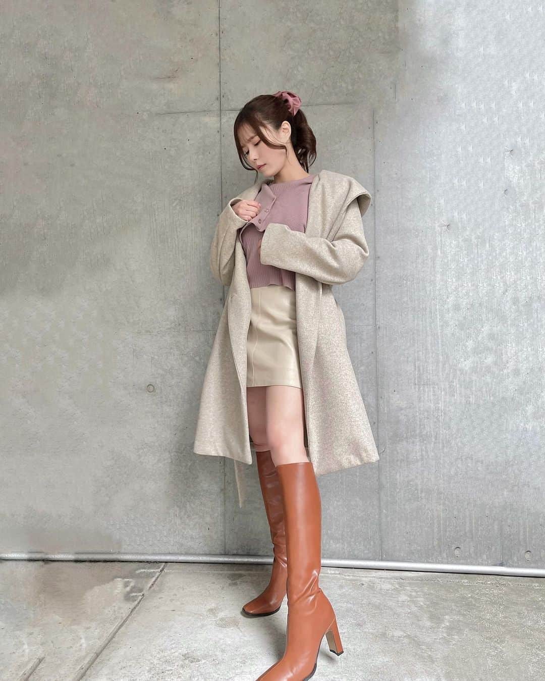 プラネットオシリスのインスタグラム：「. @acym_official のブーツがかわいい👢 早くあったかくならないかなぁ🌸 . .」