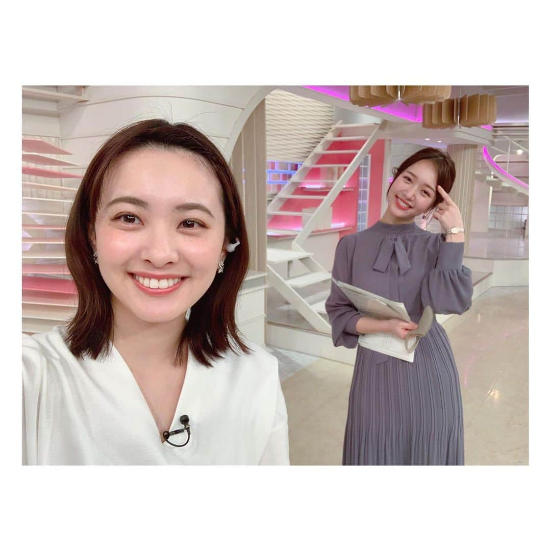 河出奈都美さんのインスタグラム写真 - (河出奈都美Instagram)「. メイク室で 「今日は久々におでこ出そうかな〜」 と思って前髪上げたら  まさかのくるみちゃんも出してました😆笑  シンパシーを感じた瞬間☺️✨  #おでこ姉妹 #くるみちゃんはセンター分け #私は全開 #刈川くるみ #河出奈都美  #おでこ #デコ出しヘア #ヘアアレンジ #前髪 #newsevery #日本テレビ #アナウンサー」1月20日 16時49分 - kawade_natsumi