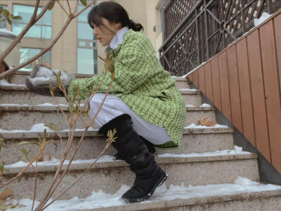 ユン・ウネさんのインスタグラム写真 - (ユン・ウネInstagram)「I made my snow ducks too!! After all my failures I found my own knowhows!!!^^ 🌨 🦆   #스노우덕」1月20日 18時51分 - y1003_grace