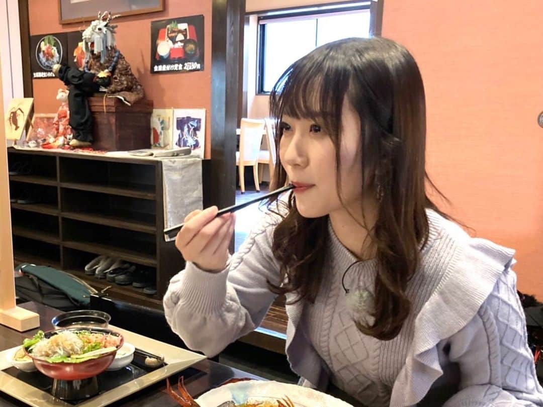 平野詩乃さんのインスタグラム写真 - (平野詩乃Instagram)「✨✨お知らせ✨✨ ｢いい伊豆みつけた｣ 〜河津の春は桜色！！〜 出演させていただきます☺︎  早咲きの河津桜を鑑賞しながら楽しめるスポットをご紹介します🌸  【放送】 テレビ埼玉　　1/27(木)  9:30~ テレビ神奈川　1/28(金)  9:00~ 千葉テレビ　　1/28(金)  12:00~  ぜひご覧ください💫  #いい伊豆みつけた #伊豆 #河津 #河津桜 #河津桜まつり」1月20日 19時04分 - hirano.shino