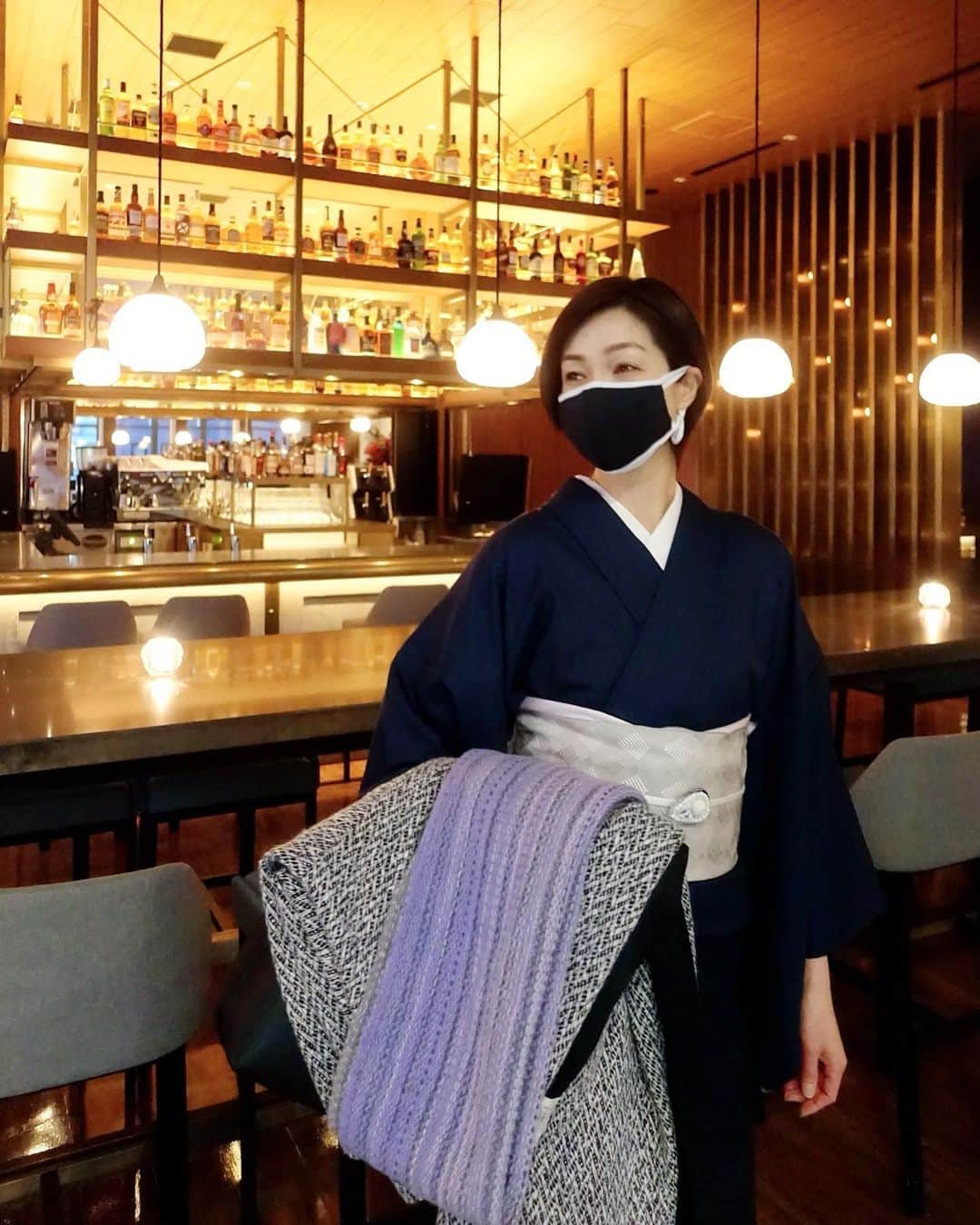 川原亜矢子さんのインスタグラム写真 - (川原亜矢子Instagram)「ほぼ毎日着物生活 Everyday is a KIMONO day #tokyo #kimono #enjoy #東京 #着物」1月20日 20時24分 - ayakokawahara