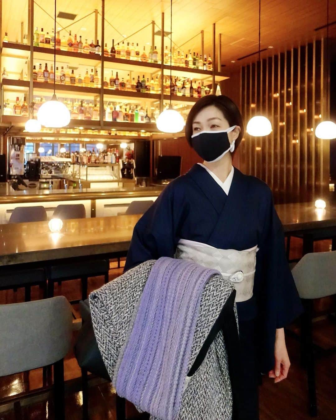 川原亜矢子のインスタグラム：「ほぼ毎日着物生活 Everyday is a KIMONO day #tokyo #kimono #enjoy #東京 #着物」