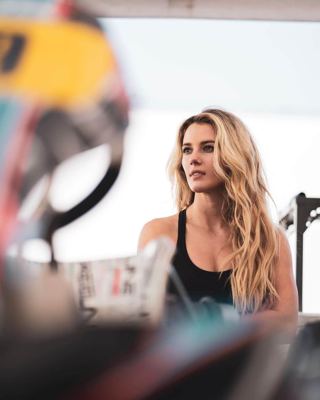 Lindsay Brewerのインスタグラム：「Had a blast going back to my roots yesterday!🏁 Karting has always been one of my favorite forms of racing, thank you @pgr_ekartingco for having me out, and thank you to @race.service @taylorbrobbins @rhysgedwards for capturing the day📸 now I need a sports massage because I forgot how physical it really is😂」