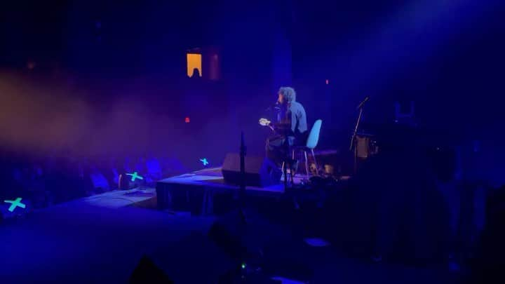 ホセ・ゴンザレスのインスタグラム：「I'm revisiting videos from my last tour and wanted to share this clip of “Heartbeats” with you. I’m getting excited about my upcoming shows - Spain and Portugal in February, North America in March, Europe in April and June. Hope to see you all there 🙌✨」