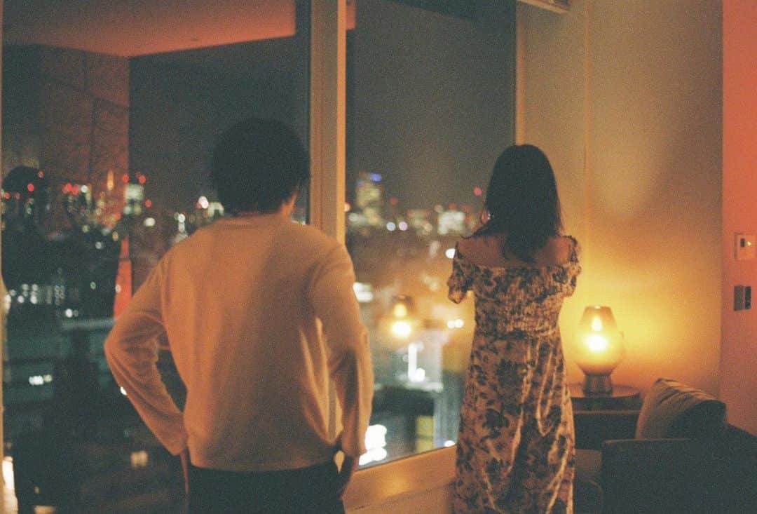 片山萌美のインスタグラム：「🗼  #ボクたちはみんな大人になれなかった  #netflix   みてね」