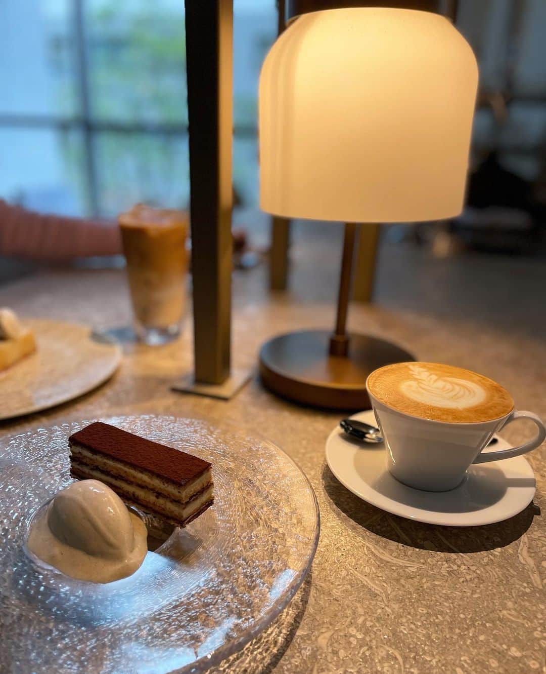 ハンナミのインスタグラム：「🌛✨☕️ #zentisosaka」