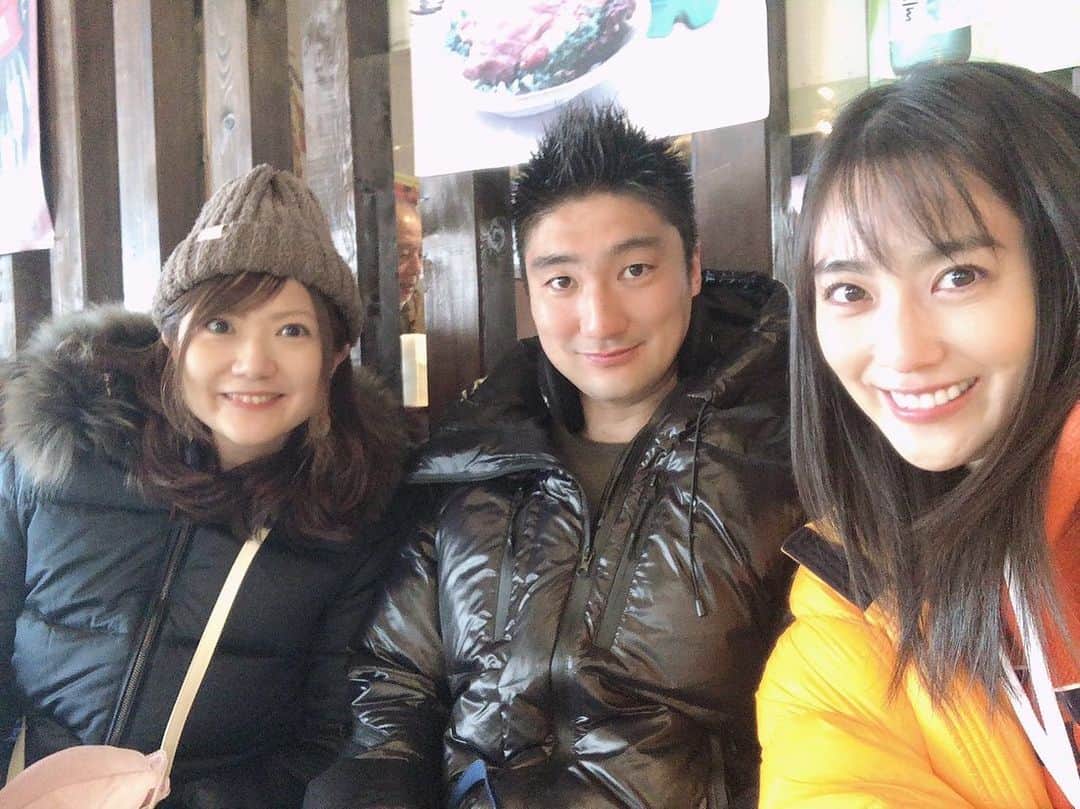 小澤竜己のインスタグラム：「日本最終日。 短い滞在でしたが、自主隔離期間合わせて家族と久々に長い時間過ごせれました。 これからまたポーランドへ✈︎ またゆっくり帰ってこれた時に皆さん会わさせてください‼︎ よいお年を‼︎  #family #brother #sister #小澤家」