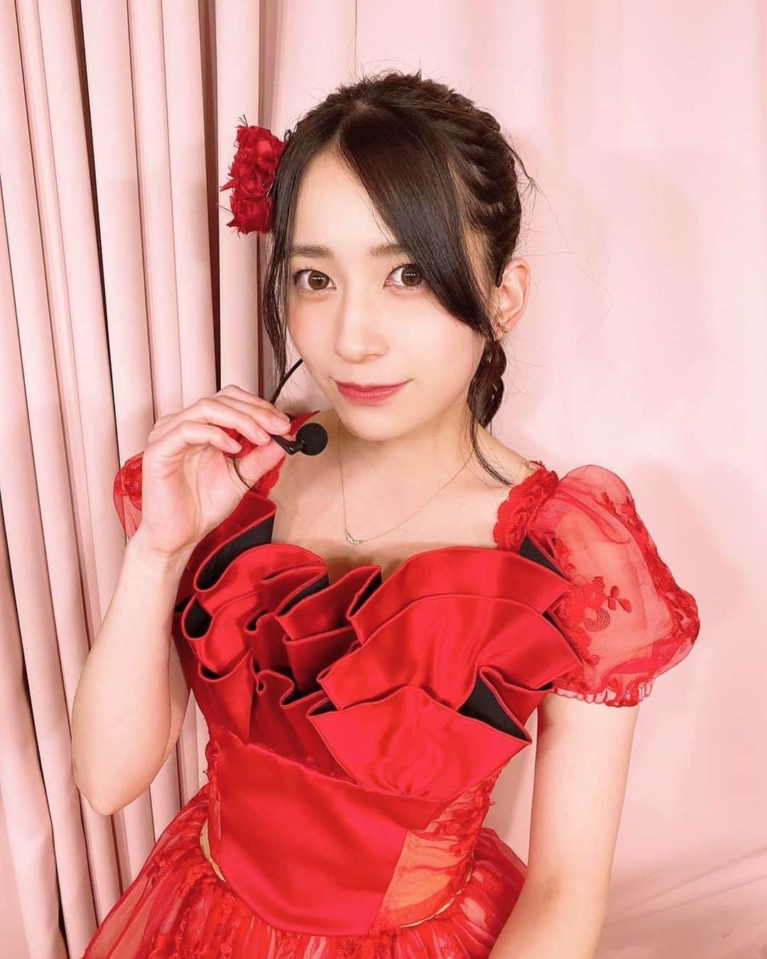 のインスタグラム：「❤️  懐かしのShe's gone。  楽曲も、衣装も大好きすぎる！  #AKB48 #衣装」