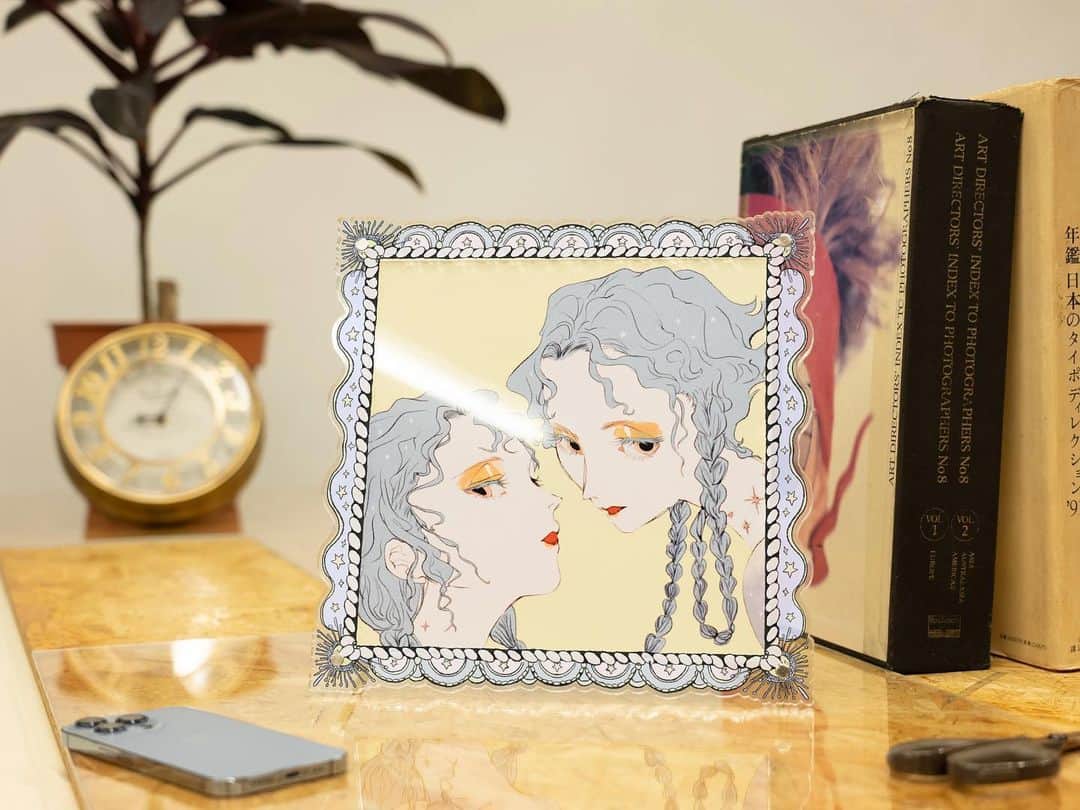 のインスタグラム：「｢ふたご座｣  https://yashiro-nanaco-metalgiclee.com/」