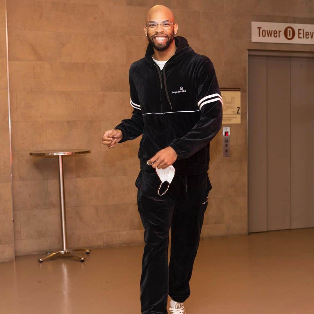 さんのインスタグラム写真 - (Instagram)「Road trip....」12月30日 3時25分 - tajgibson