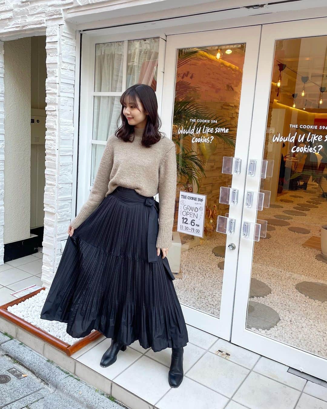杉浦みずきのインスタグラム：「. お気に入りのスカートと めっちゃ使いやすいニット🤍  ニット @zara  スカート　@fray_id」