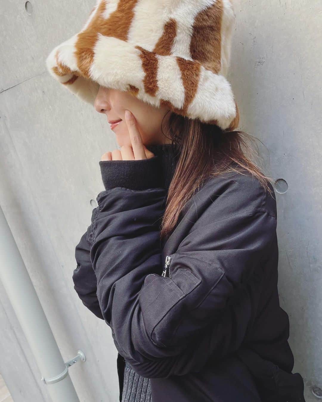 石川恋さんのインスタグラム写真 - (石川恋Instagram)「届いた〜〜！ フェイクファーハット🤎 早速被った。かわいい。 たくさん使おうっと🥰 #StyledbyRen #ootd」12月29日 20時08分 - ren_ishikawa