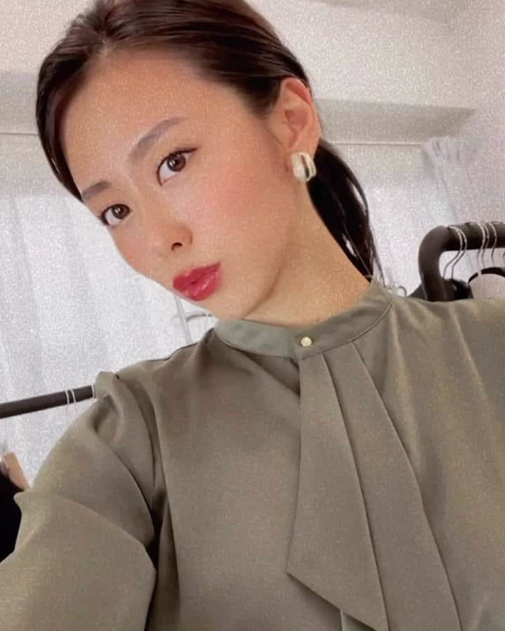 山川 二千翔のインスタグラム：「. 洋服の青山のオフショット見つけたので載せとこ🌼 ロング懐かしい〜！！ #洋服の青山」