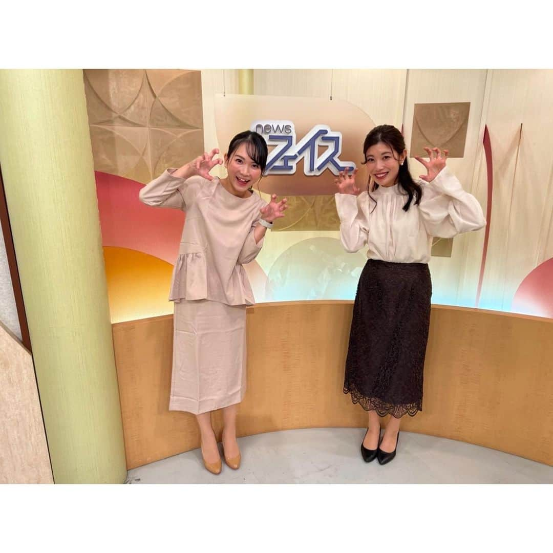 梅山茜さんのインスタグラム写真 - (梅山茜Instagram)「. ＊年末特番🎤🎥＊ . KBS京都の「newsフェイス」 先日無事、年末拡大版を終えました〜🧡 今年の4月からキャスターを担当させて頂いていて こうやって特番も担当させて頂けて すごく嬉しかったです☺️ 久しぶりにロケも行けて楽しかった！！！ オススメ寅スポットも紹介しましたよ🐯 そして何よりも！振り返りVTRの中で 私のnewsフェイス初日の様子も流して頂いて！ 本番で初めて見てびっくり！！！！ KBSのみなさんの愛を感じました…💗 また初回から先日の特番も本当に おんぶに抱っこでお世話になってる海平さん🥺 普段は曜日違いなので中々ご一緒できないですが こうやって特番では一緒にお仕事できるので すごく嬉しかったです🥰🥰 いつもありがとうございます🙏🏻💗 来年のnewsフェイス初回の放送は1月5日で 私の担当は1月6日(木)です🙋🏻‍♀️ 来年もぜひご覧くださいっ🐯🐮🎈 . #フリーアナウンサー#アナウンサー#女子アナ#局アナ#リポーター#キャスター#生放送#特番#勝林寺#京都#寅年#京都#京都放送#仕事納め#パワースポット#KBS#KBS京都」12月30日 13時51分 - umeyama_akane