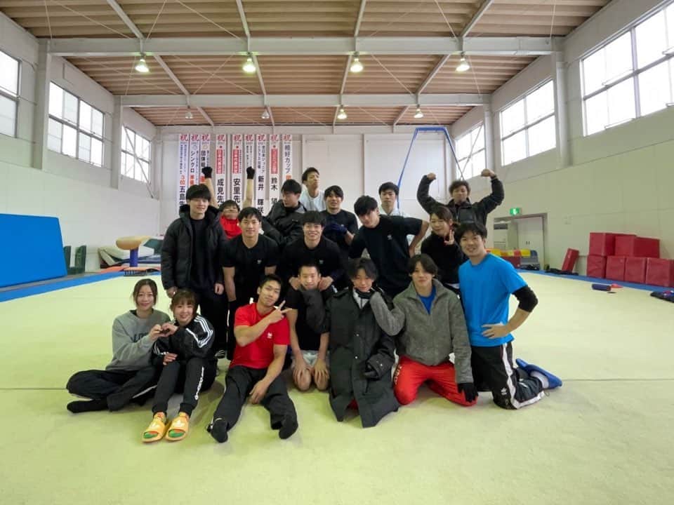 五島誉博のインスタグラム：「練習納めてきました！ 今年1年ありがとうございました😌 引き続き来年も頑張ります😤💪🏼 また来年もよろしくお願いします🙇🏻‍♂️ #2021練習納め #来年リベンジの年！！ #相好体操クラブ #社会人競技部 #SGC」