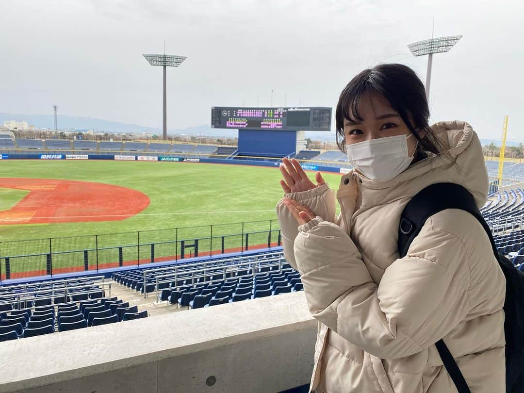 真下華穂さんのインスタグラム写真 - (真下華穂Instagram)「2021年野球のお仕事⚾️ 始球式の練習をしたり エコスタに試合を観に行ったりしていました⚾️」12月30日 20時20分 - k.a.h.o.kahochan