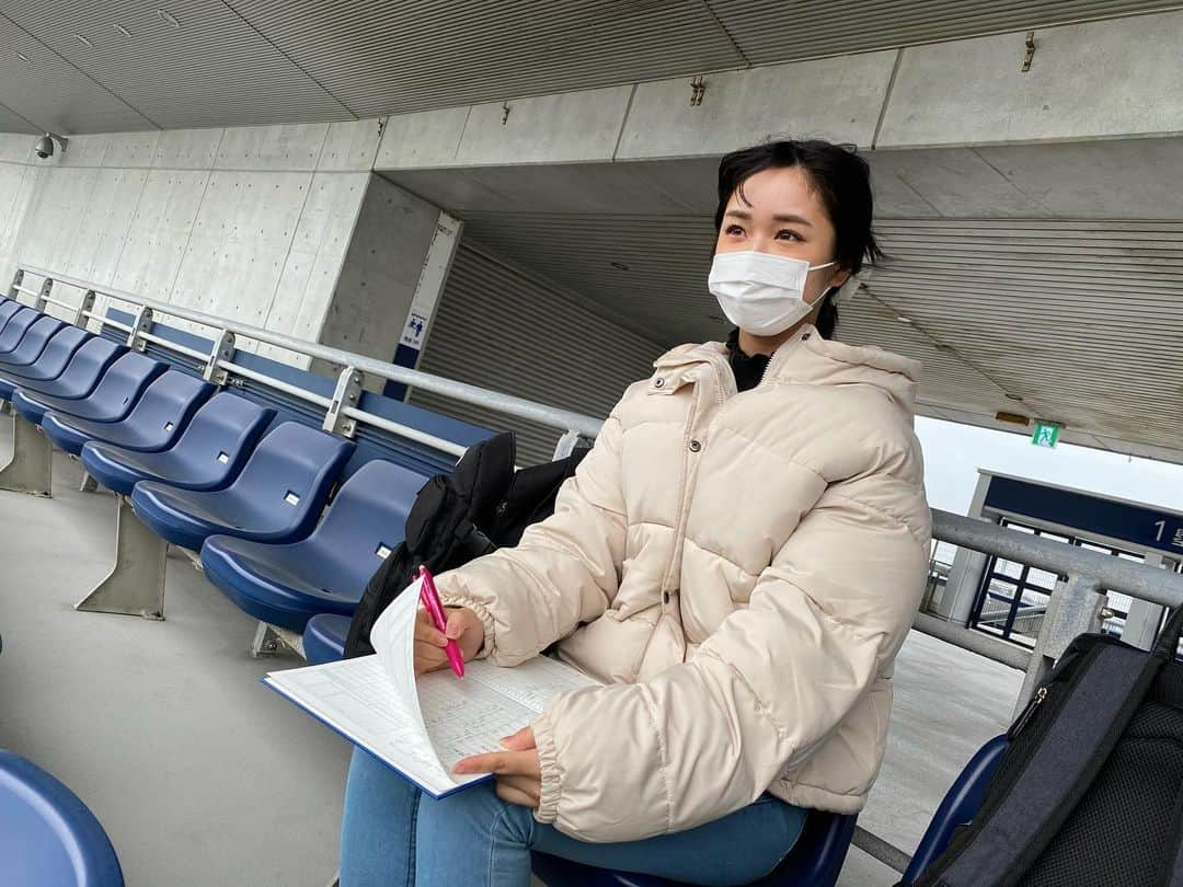 真下華穂さんのインスタグラム写真 - (真下華穂Instagram)「2021年野球のお仕事⚾️ 始球式の練習をしたり エコスタに試合を観に行ったりしていました⚾️」12月30日 20時20分 - k.a.h.o.kahochan