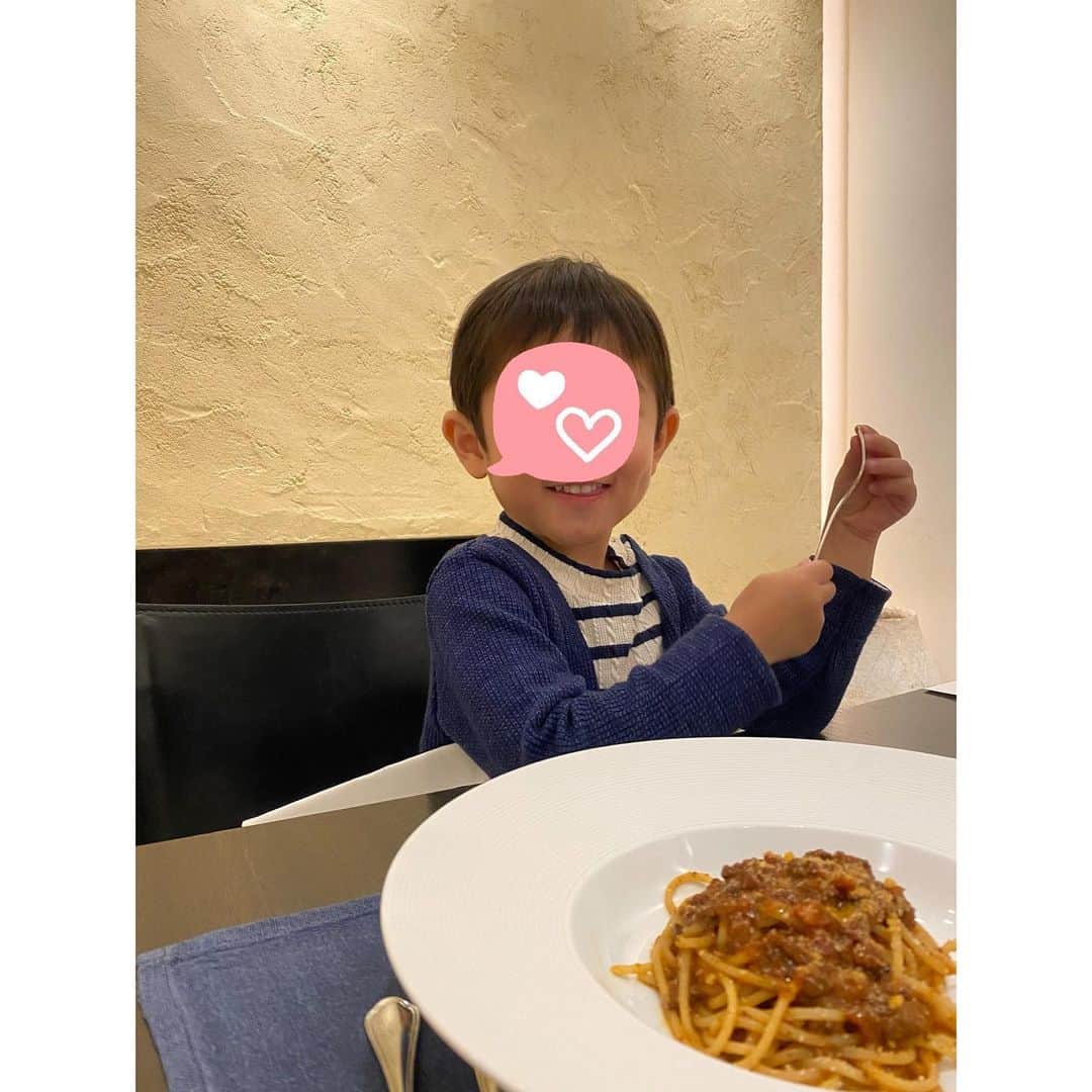 森麻季さんのインスタグラム写真 - (森麻季Instagram)「ご馳走さまでした  久しぶりの#イルブリオ さん ワゴンから好きな食材を選んで作ってもらうっていつ行ってもテンションがあがります  3歳くんはボロネーゼを作ってもらい、おかわりが欲しそうなくらいパクパク🍝  #イタリアン #レストラン #六本木ヒルズ #家族ごはん #3歳 #3歳7ヶ月 #男の子ママ #第二子妊娠中」12月30日 20時32分 - maki.mori_m