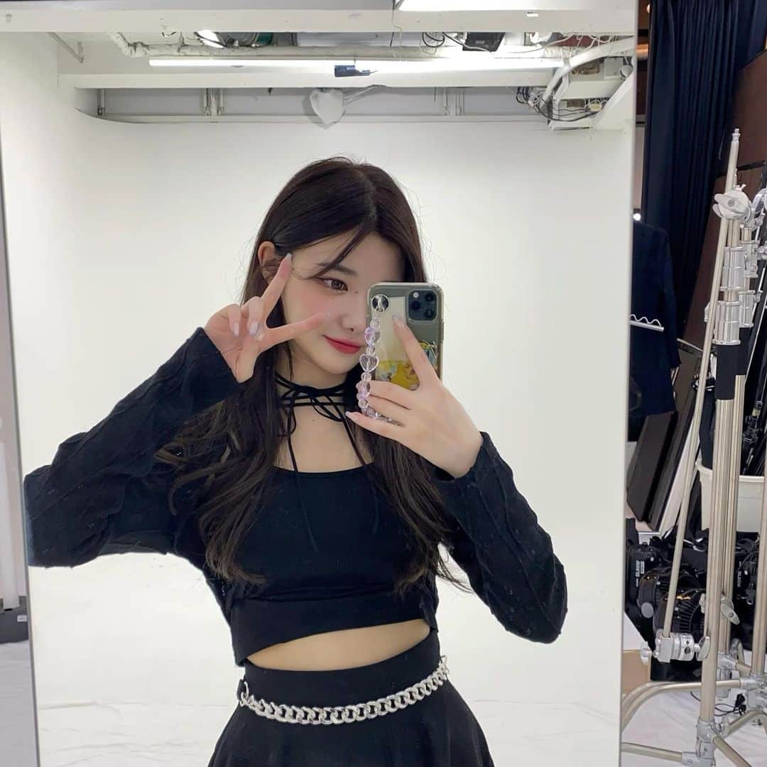 のインスタグラム：「✌️✌️」