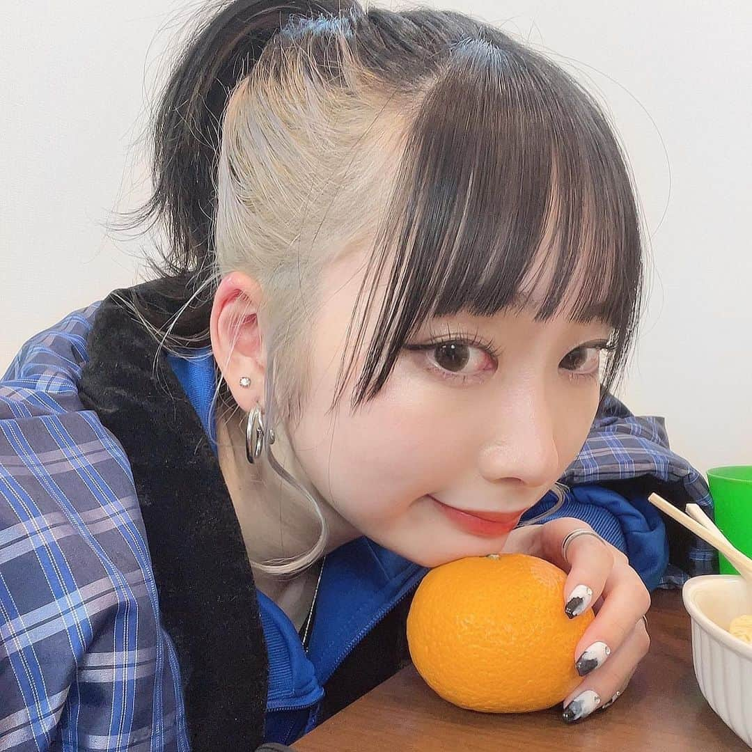 浅見めいさんのインスタグラム写真 - (浅見めいInstagram)「🍊」12月30日 20時59分 - mei_asami_