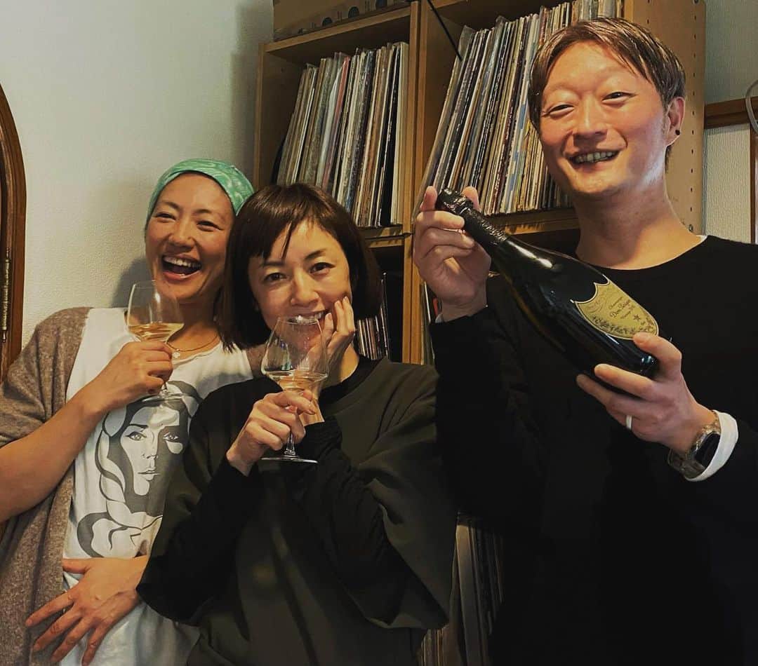 高岡早紀 さんのインスタグラム写真 - (高岡早紀 Instagram)「楽しいメンバーで楽しい企み。  #2021  #今年最後」12月30日 23時04分 - saki_takaoka