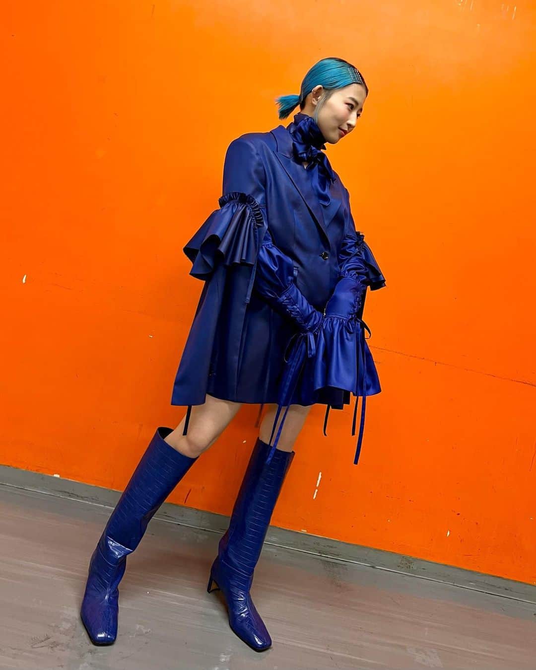 PORINのインスタグラム：「レコード大賞どうもありがとうございました！ 最優秀賞受賞できずめっちゃくちゃ悔しかったですが、 優秀賞というこんなにも名誉ある賞をいただくことができて本当に光栄でした。　 はな恋との出会いから勿忘が生まれ、どんどんその花が開いていく様は、とても尊く奇跡のよう。 これもいつも応援してくださる皆さまのおかげです。 心からありがとうございます。  このまま私たちはピュアなまま、良い作品を作り続けます。 これからも宜しくね！！！  では、また明日！！！おやすみ！」