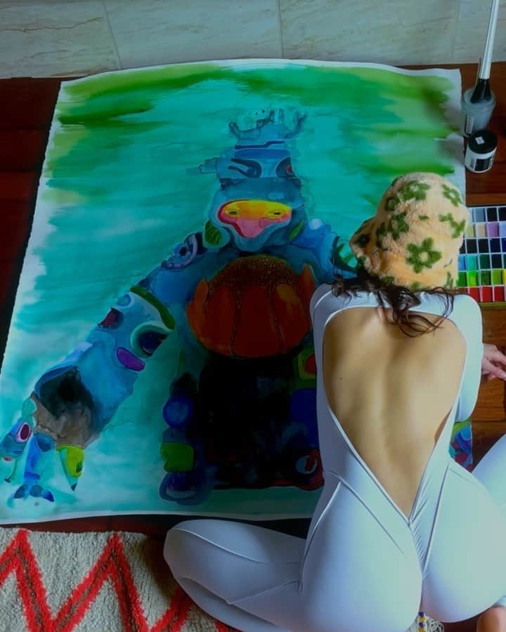 Sarahのインスタグラム：「Building a canvas for this one today 🥲🪐🦑」